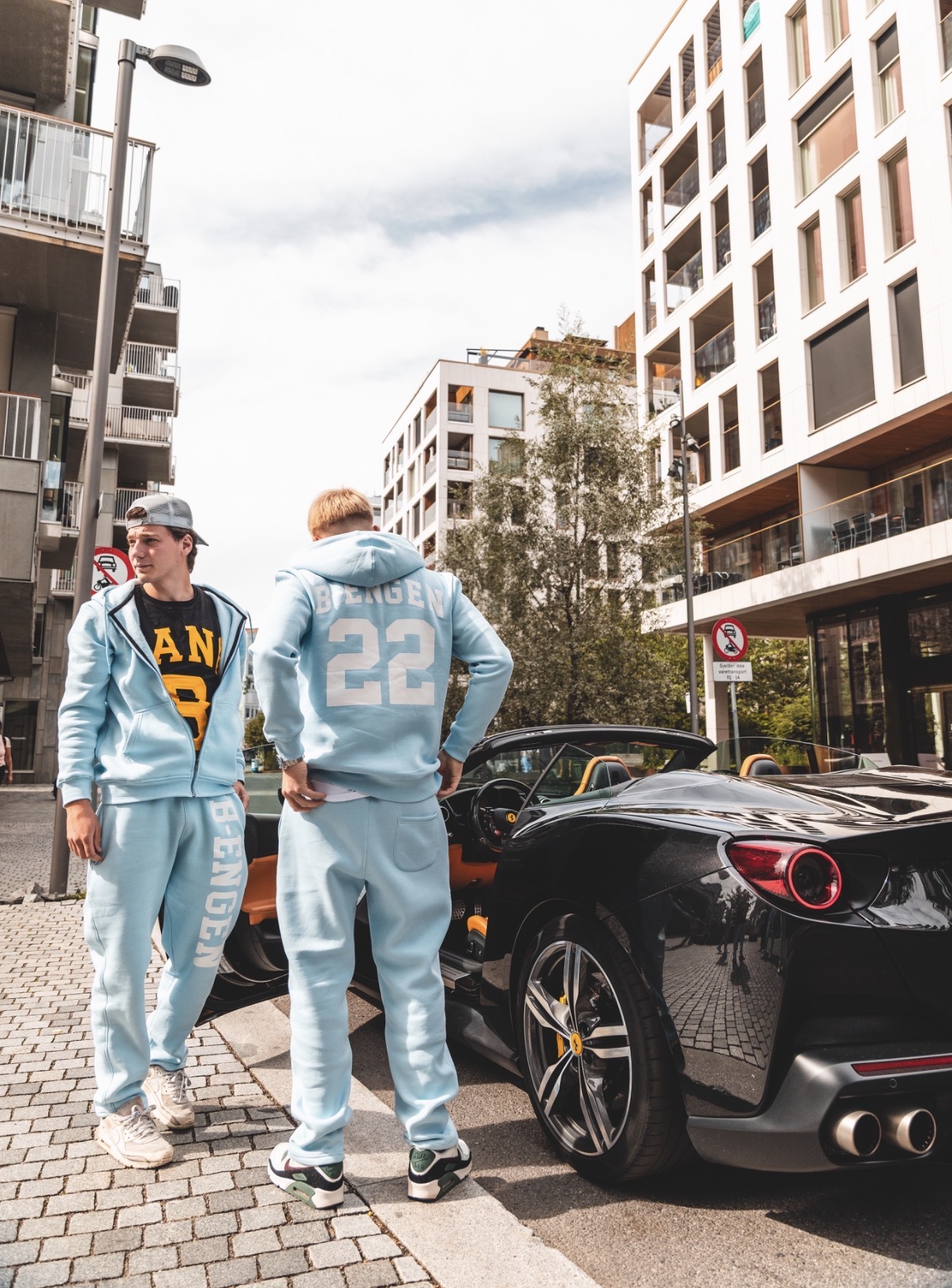 Tracksuit B22 - Image 3