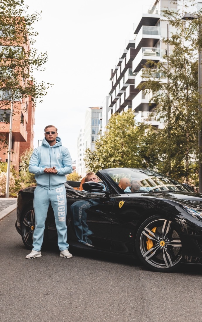 Tracksuit B22 - Image 2